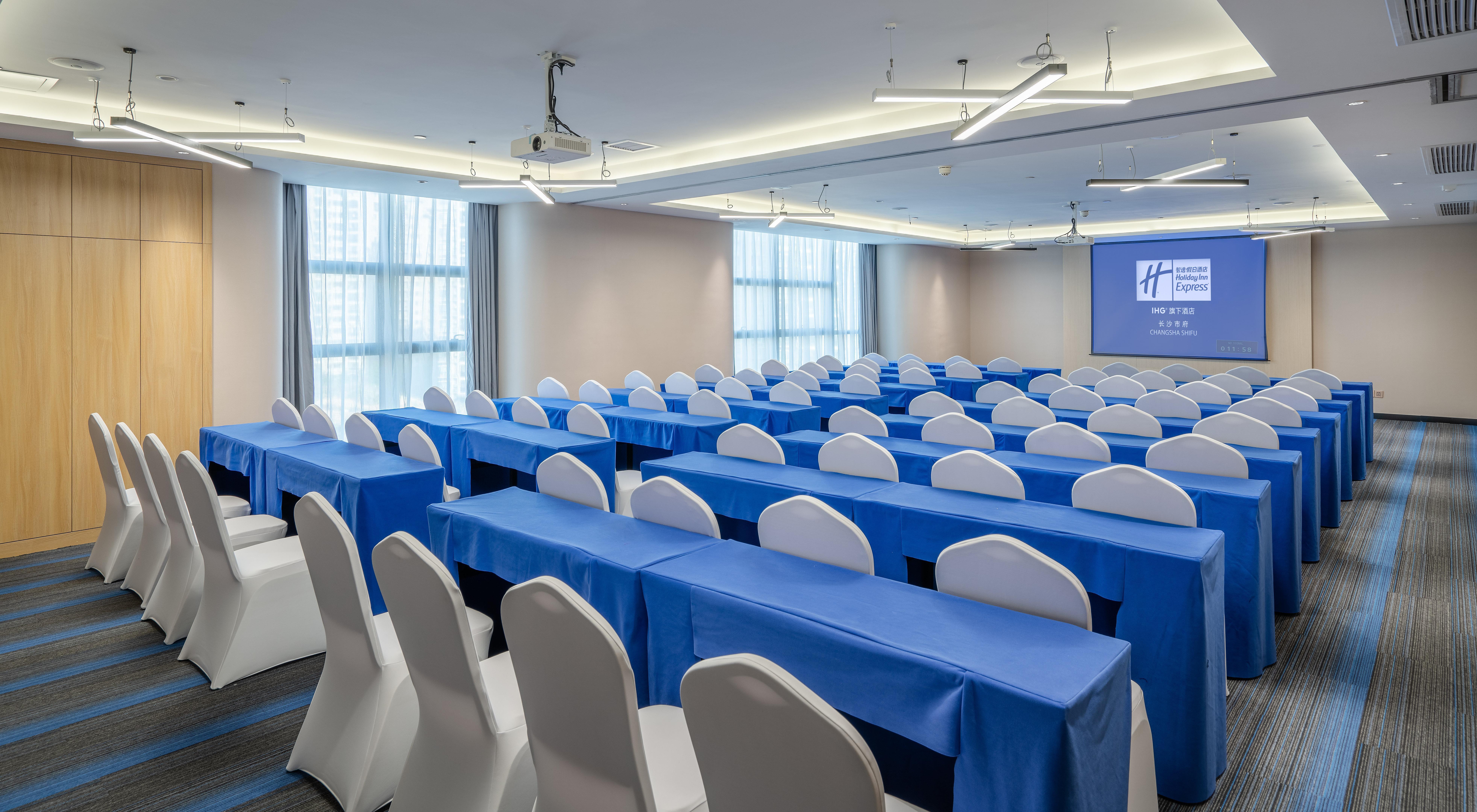 Holiday Inn Express Changsha Shifu By Ihg Bagian luar foto